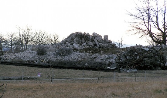 Neutra's Gettysburg Cyclorama under demolition. (lcm1863 / Flickr)
