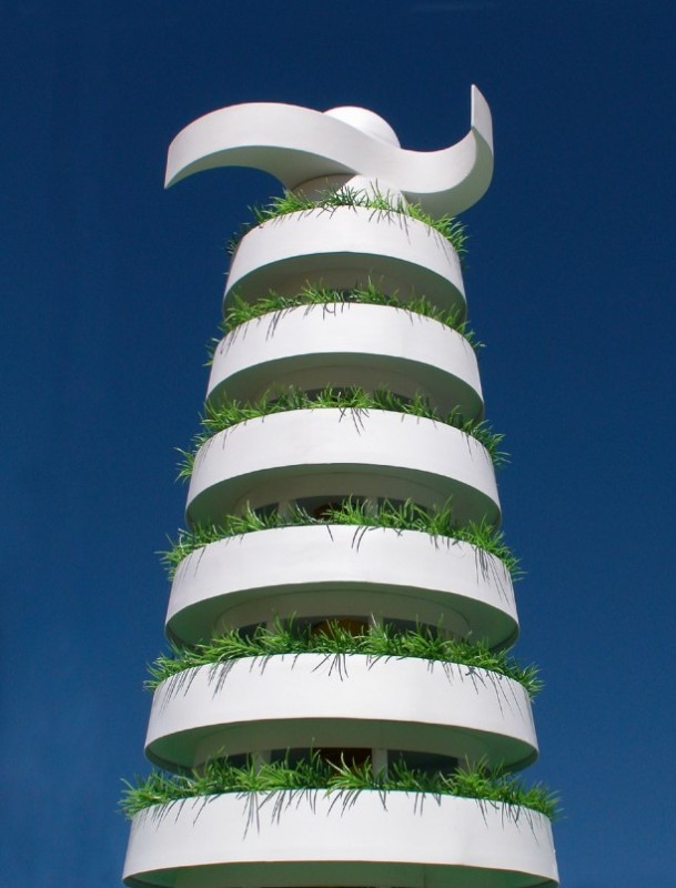 The Eco-Tower is a 120-foot observational structure that gathers energy from the sun and wind — an "urban tree." (Michael Jantzen)
