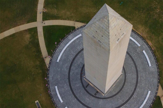 The Washington Monument. (Courtesy Department of the Interior)