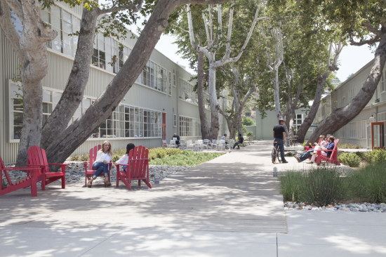 Hercules Campus's tree-lined boardwalk (EPT Design) 