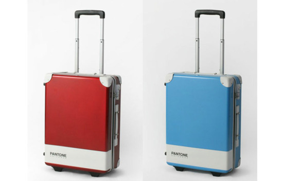 pantone_luggage