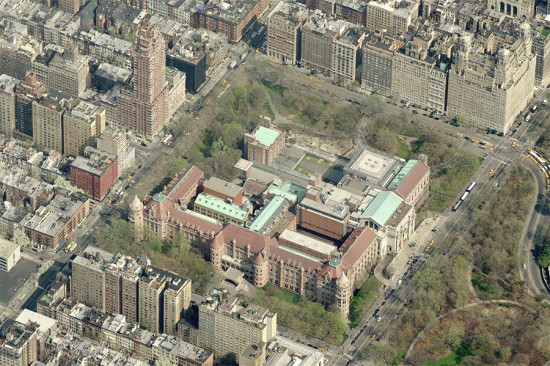 Aerial view of the American Museum of Natural History looking north. (Courtesy Bing Maps)