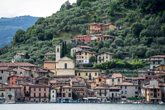 The town of Peschiera Maraglio on the island of Monte Isola (Courtesy Wolfgang Volz)