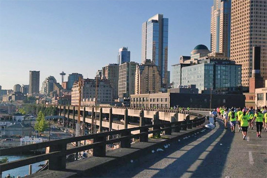 View from atop the elevated Alaskan Way Viaduct. (Courtesy Initiative 123)