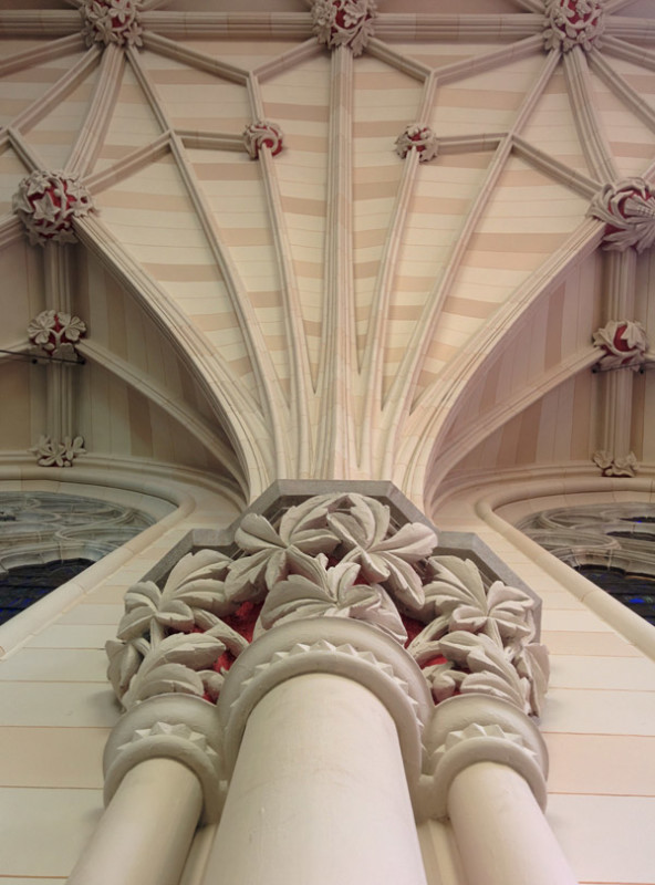 Interior buttress and ceiling detail (Courtesy Murphy Burnham & Buttrick)