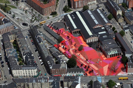 THE RED SQUARE, THE BLACK SQUARE – SUPERKILEN, COPENHAGEN. (TORBIN ESKEROD, COURTESY SUPERFEX)