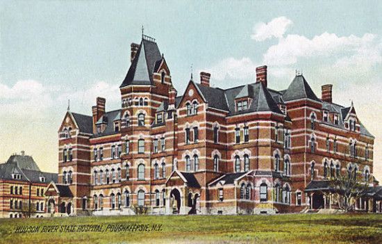 19TH CENTURY POSTCARD DEPICTING THE KIRKBRIDE HUDSON RIVER STATE HOSPITAL. (COURTESY ASYLUM PROJECTS)