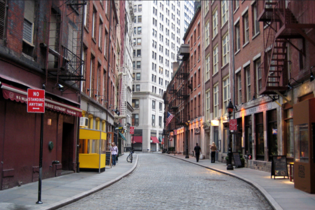 Stone Street, part of Manhattan's Stone Street Historic District. (Wally Gobetz / Flickr)
