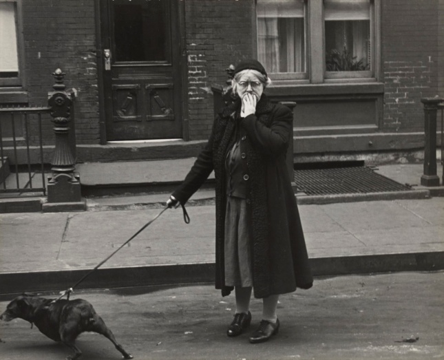 Helen Levitt In the Street
