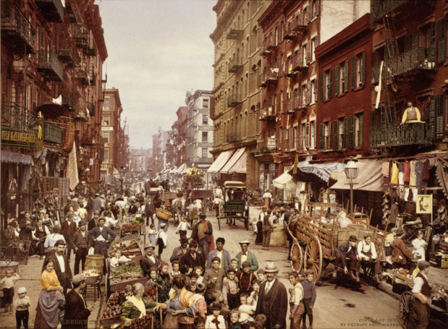 Mulberry Street, Manhattan, circa 1900. (Detroit Publishing Co. / Library of Congress Prints and Photographs Division / MCNY)