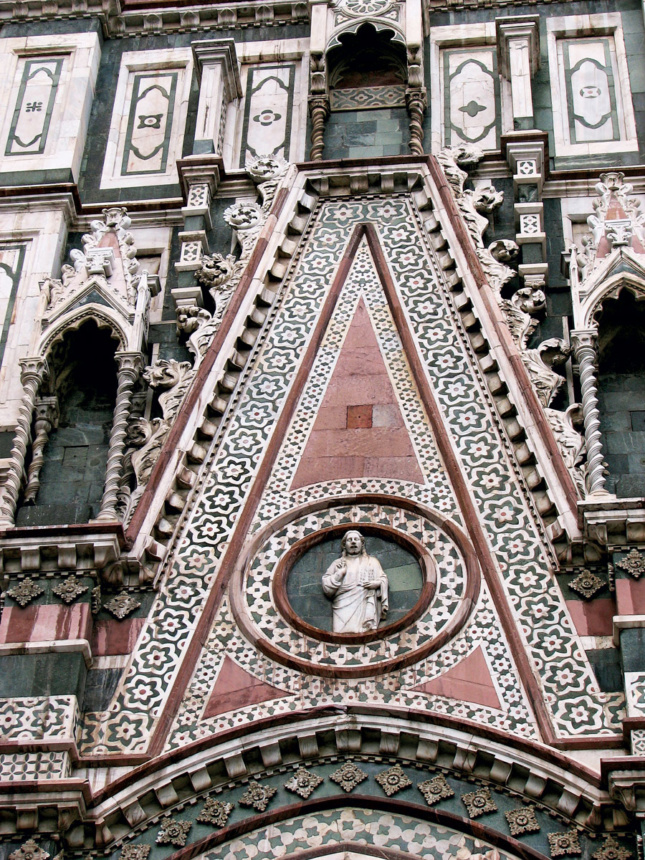 Detail of portal, Porta della Mandorla, Duomo. Florence. (b) Detail of courtyard façade, Palazzo Spinelli, ca. 1460–70. Florence. (Courtesy Princeton University Press)