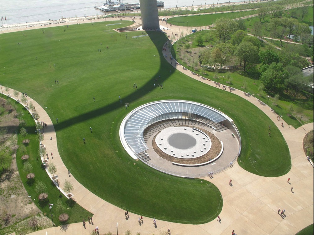 Aerial view of the West Entry of the Museum at the Gateway Arch. (Earthcam/Gateway Arch Park Foundation)
