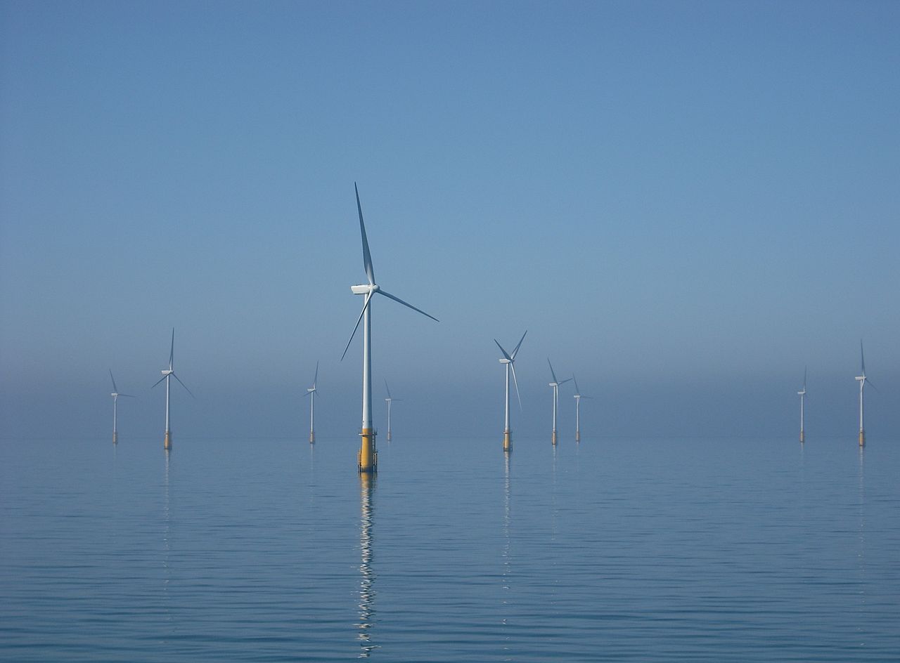 Photo of barrow wind farm off the coast of Britain