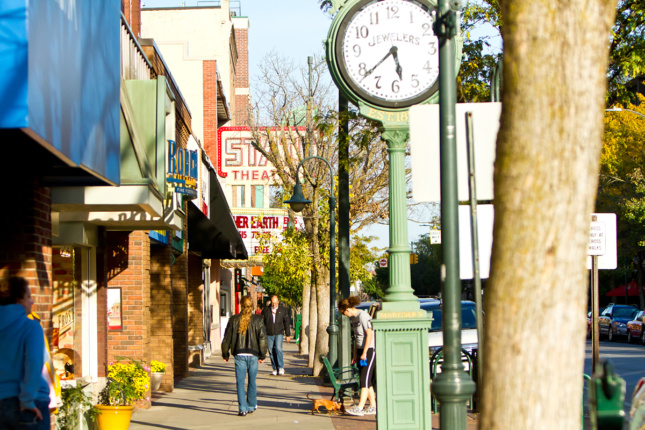 Photo of a street in Traverse City, Michigan