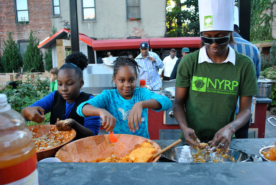 Photo of children in the Target Bronx Community Garden, Bronx