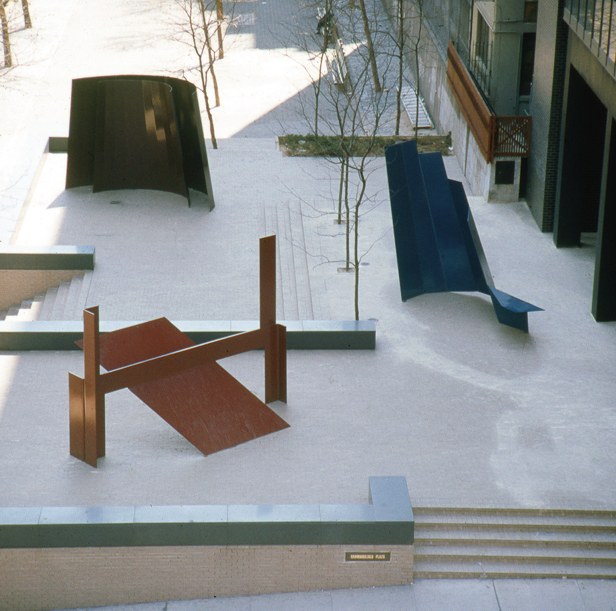 Photo of Robert Murray sculptures in Hammarskjold Plaza