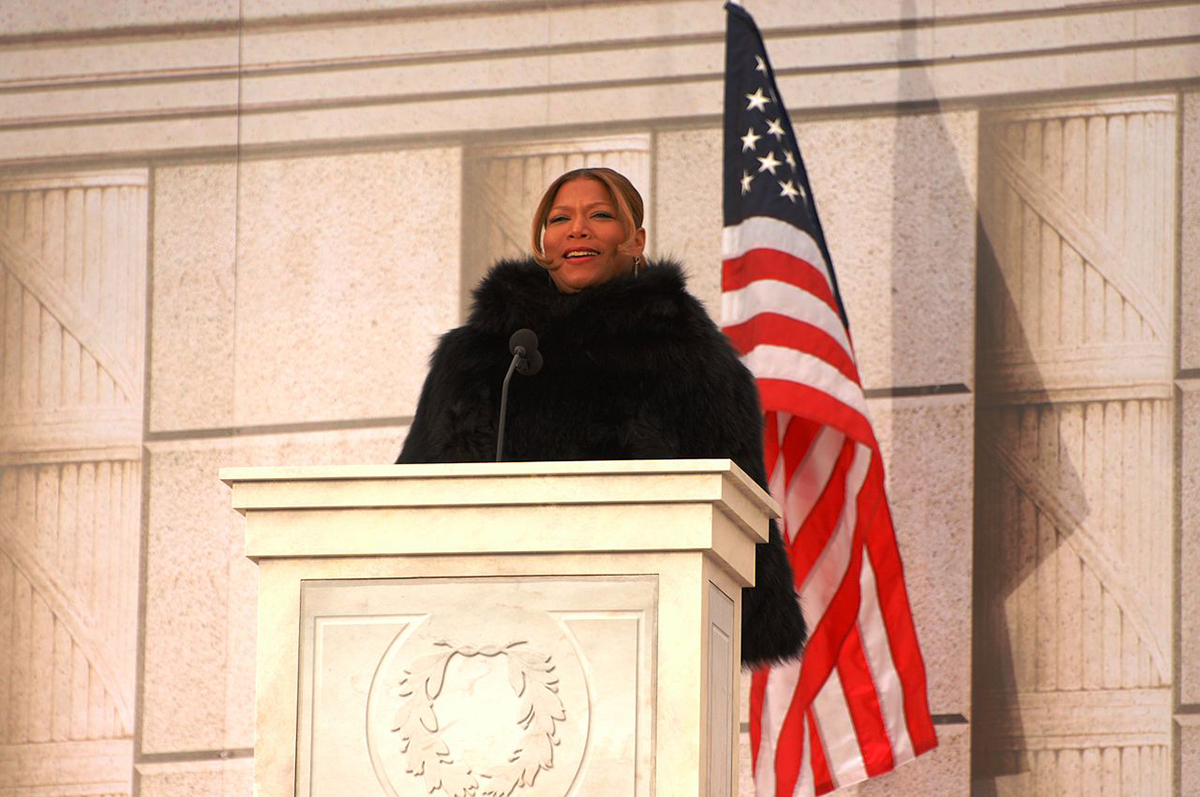 Queen Latifah speaking at the inauguration of Barack Obama in 2009