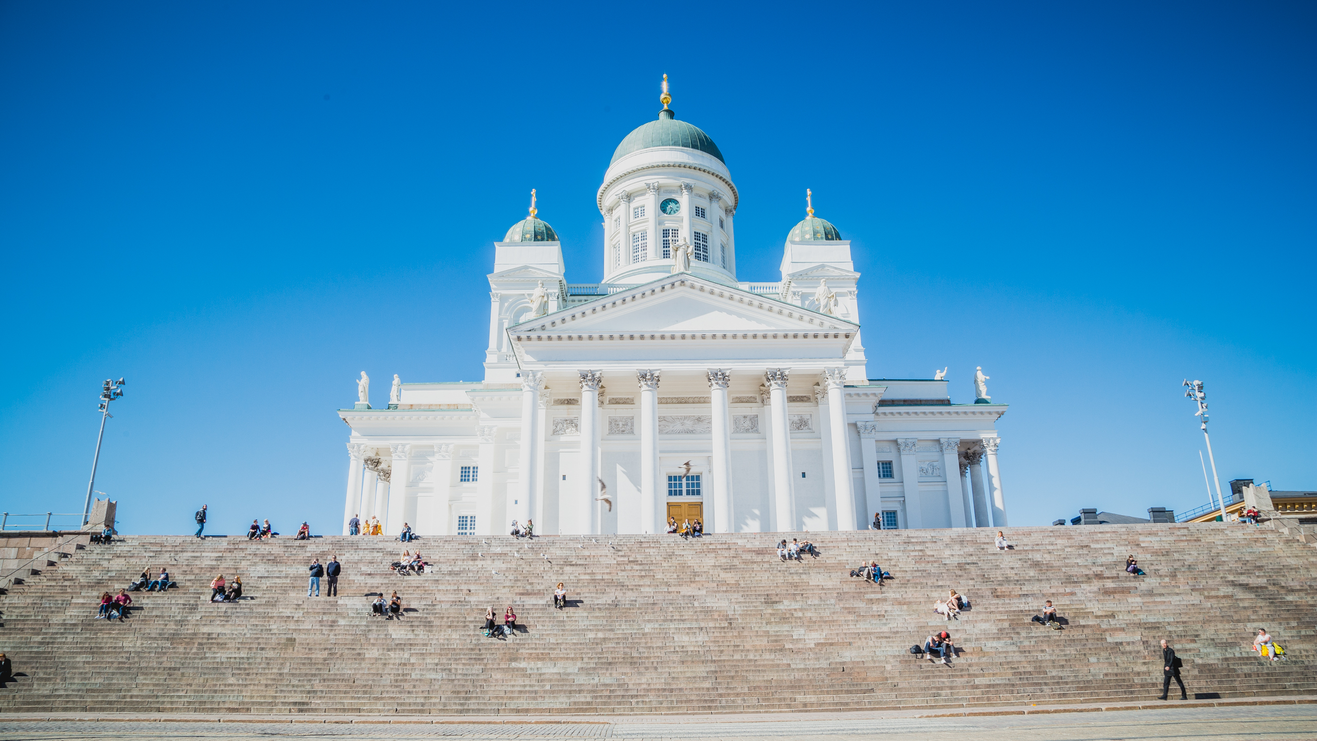 Photo of a monumental building in Helsinki, Finland