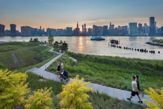 Photo of Hunter’s Point South Waterfront Park by WEISS/MANFREDI