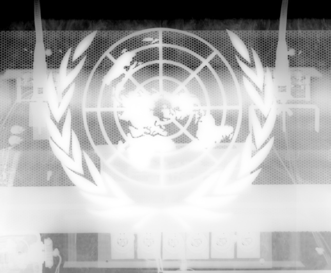 An x-ray of a podium depicting the United Nations seal