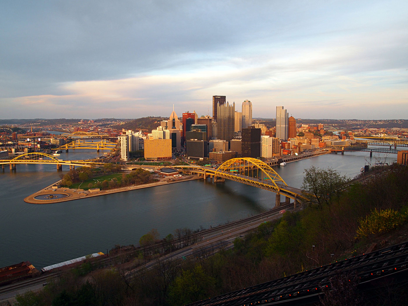 A view of the Pittsburgh skyline at sunset