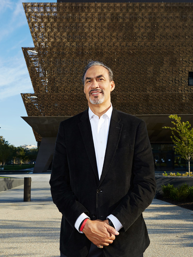 Image of Phil Freelon in front of National Museum of African American History and Culture