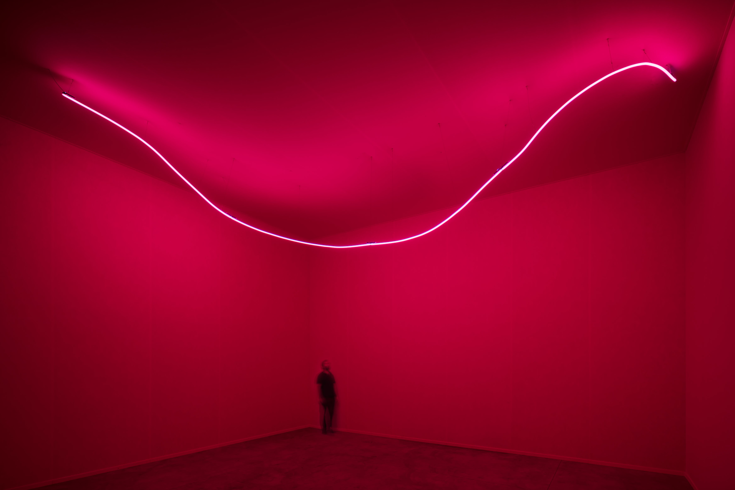 room with one pink light
