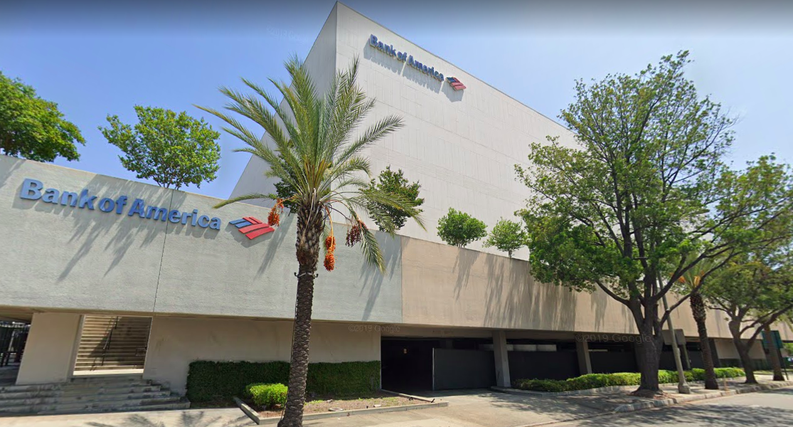 Mystery-shrouded Pasadena Bank of America building to get new owner, windows