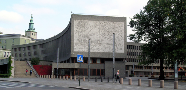 a public mural by pablo picasso in oslo, norway, on the y-block building