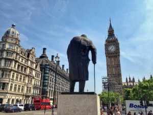winston churchill statue in parliament square, london