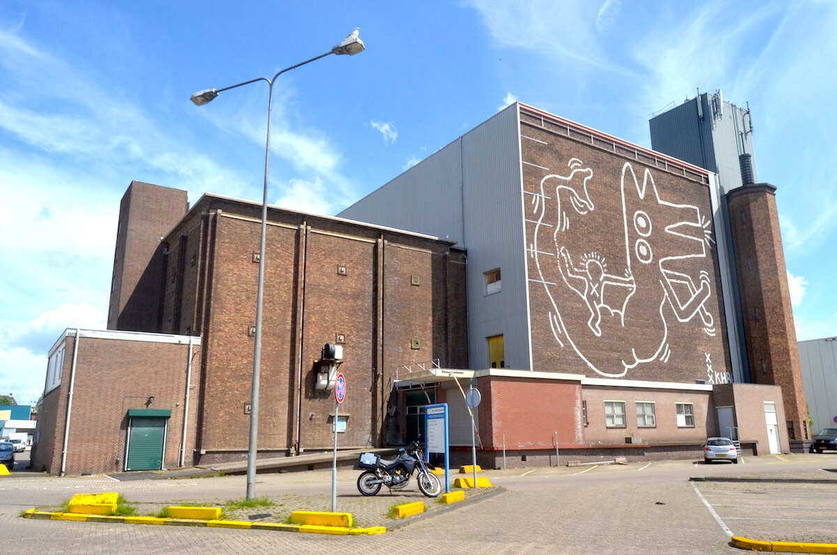 a forgotten keith haring mural in Amsterdam