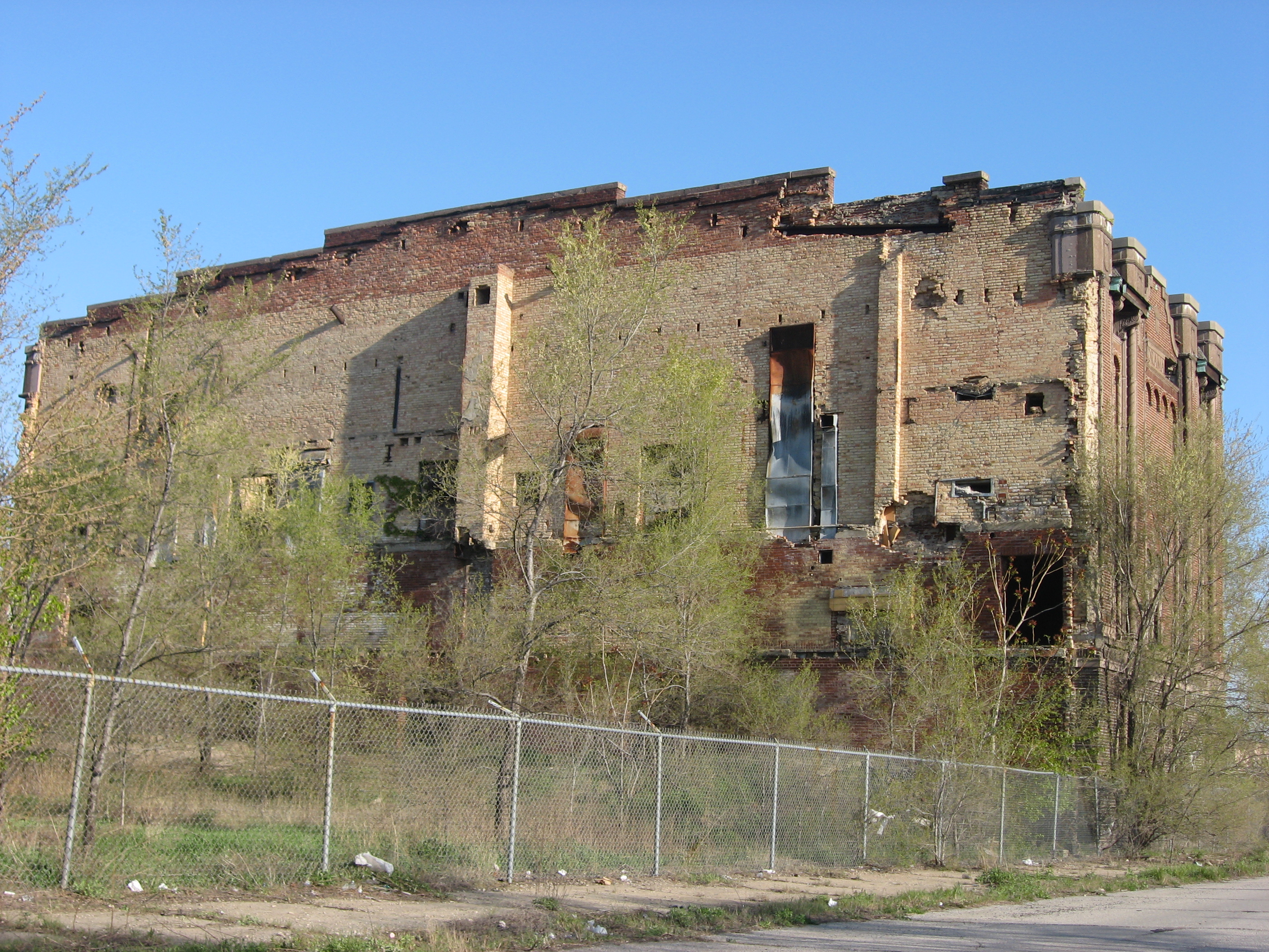 side view of abandoned building