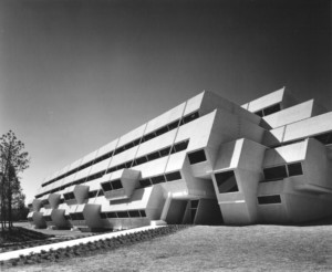 B&W photo of modernist paul rudolph building in north carolina, the Burroughs Wellcome Company headquarter