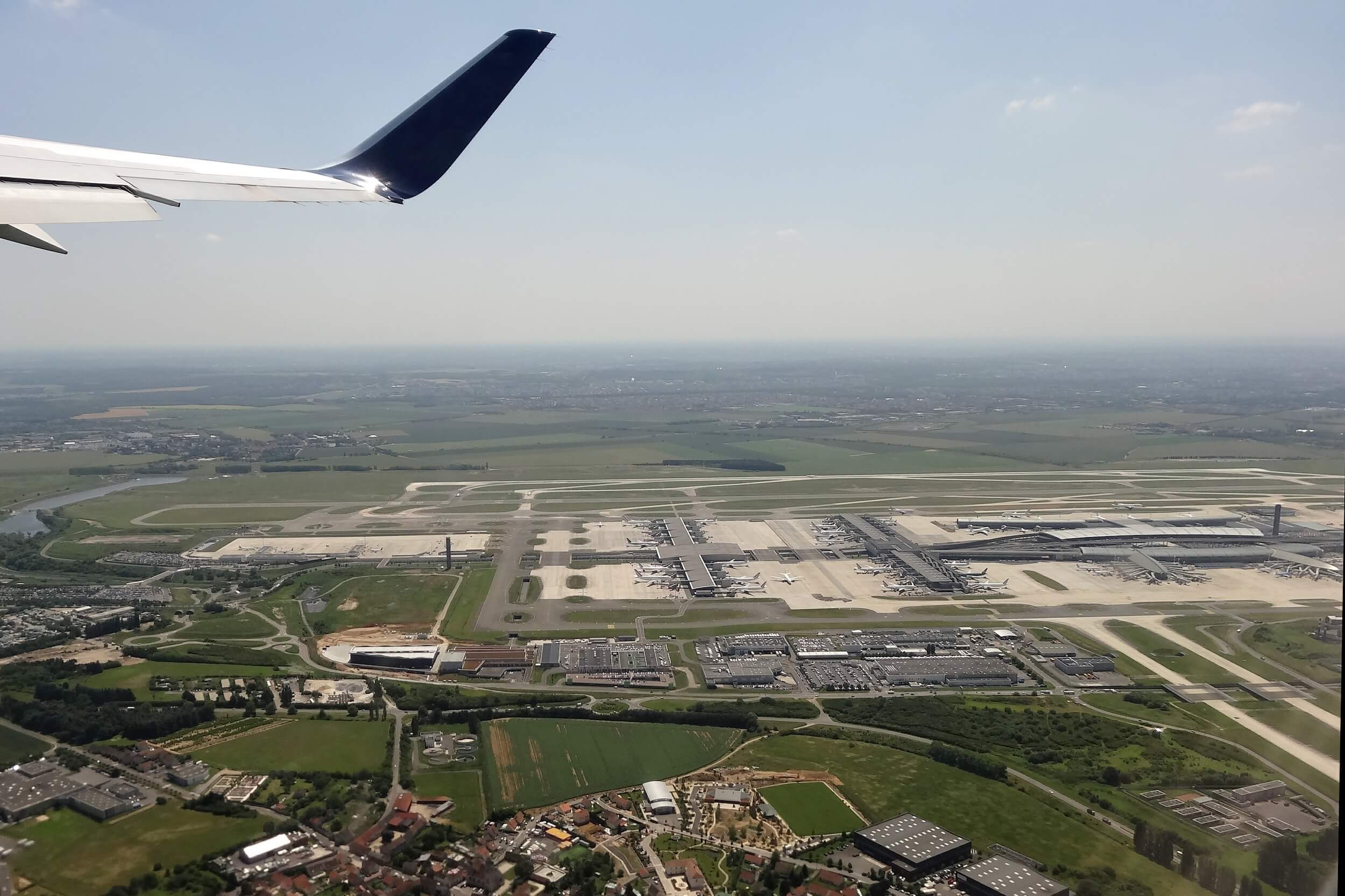 France nixes construction of fourth terminal at Charles de Gaulle