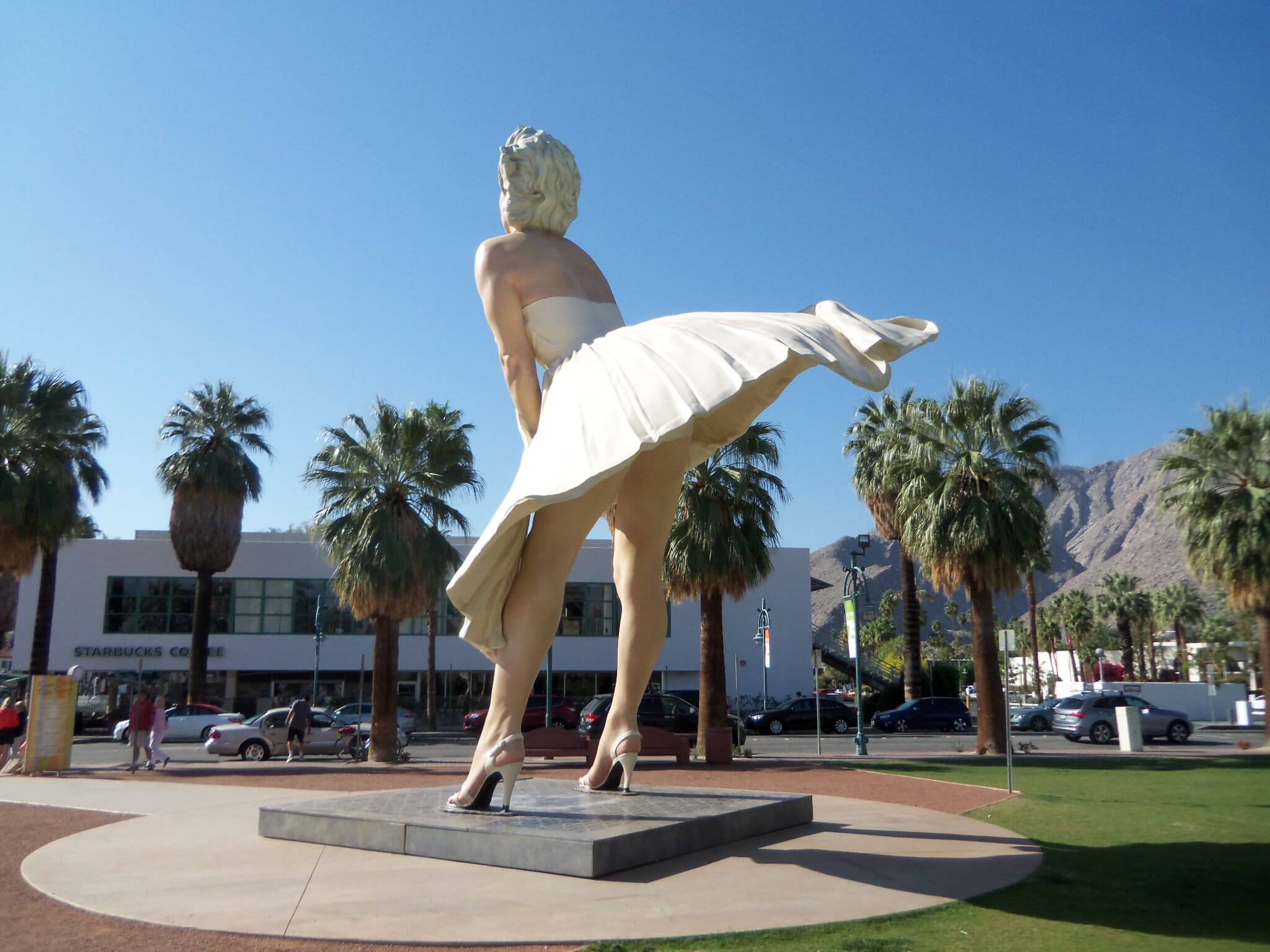 Marilyn Monroe Returns To Palm Springs - Palm Springs