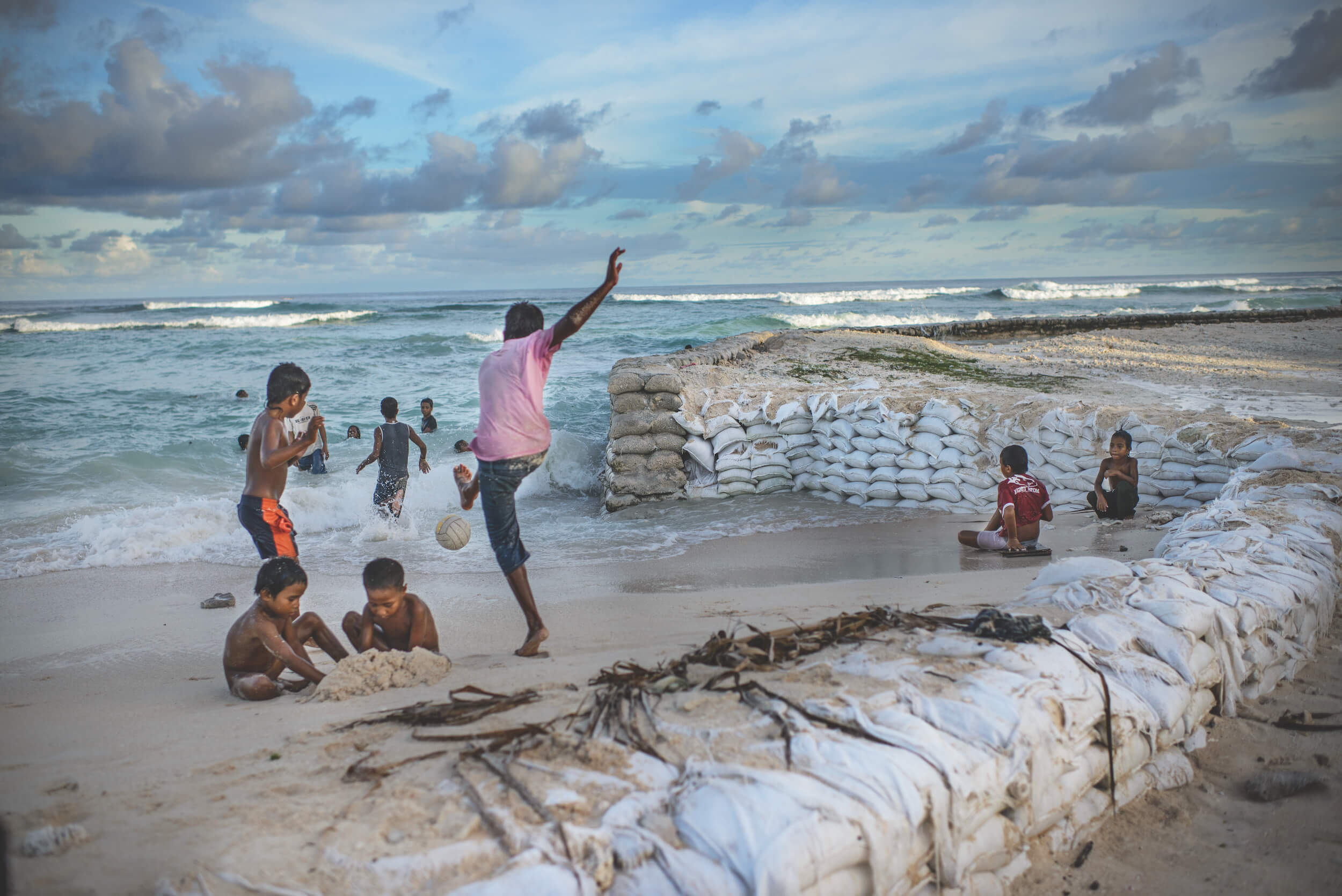 Image of sandbag flood control in Kiribati