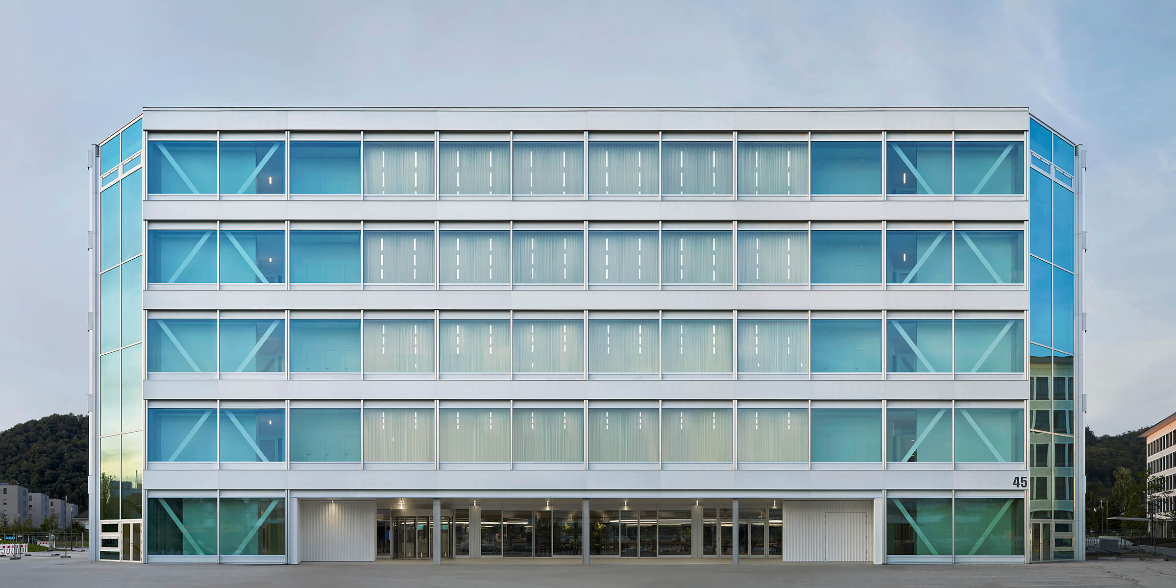 Christ & Gantenbein unveils a flexible modern office building for  multinational Roche
