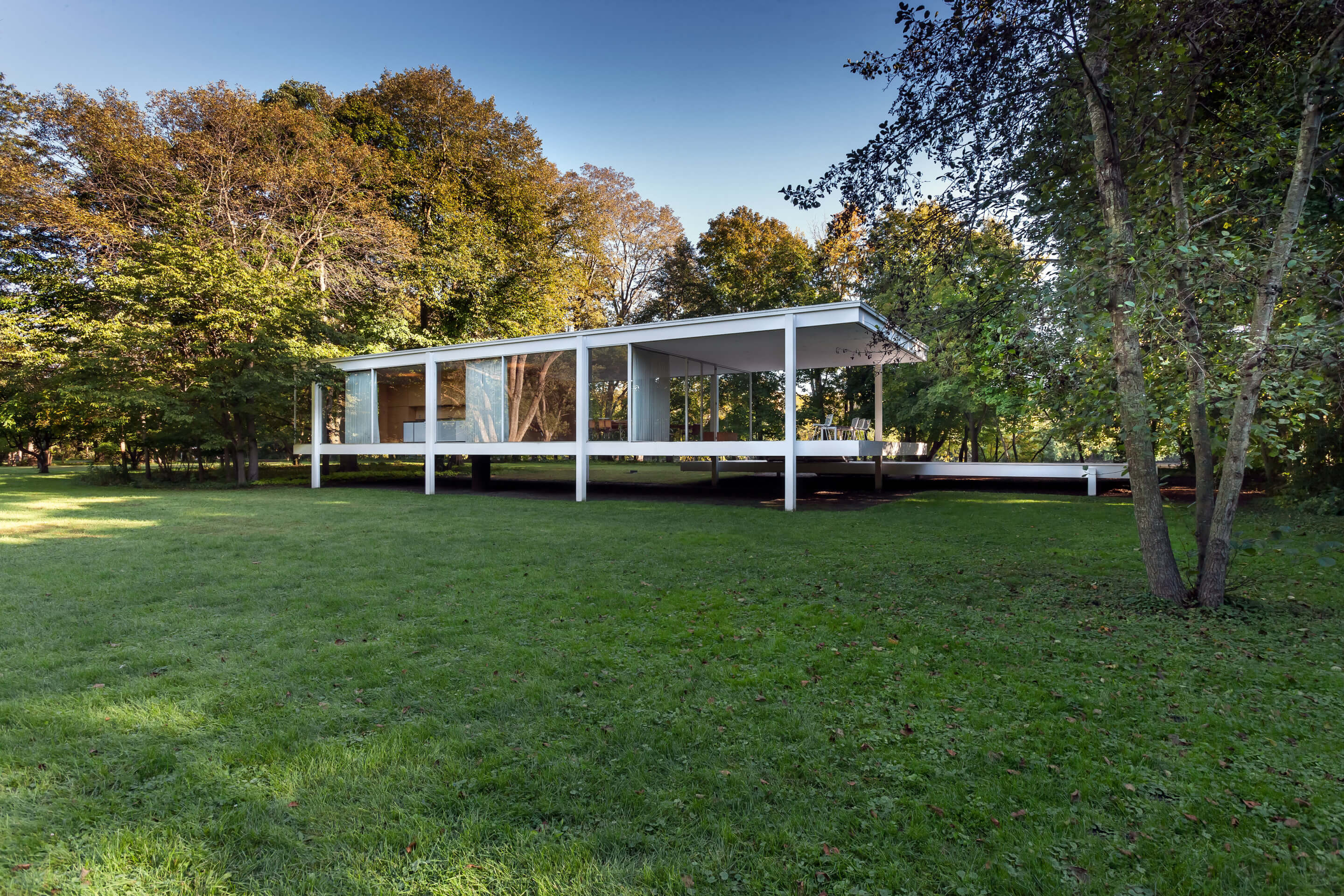 The Farnsworth House is renamed to honor Edith Farnsworth