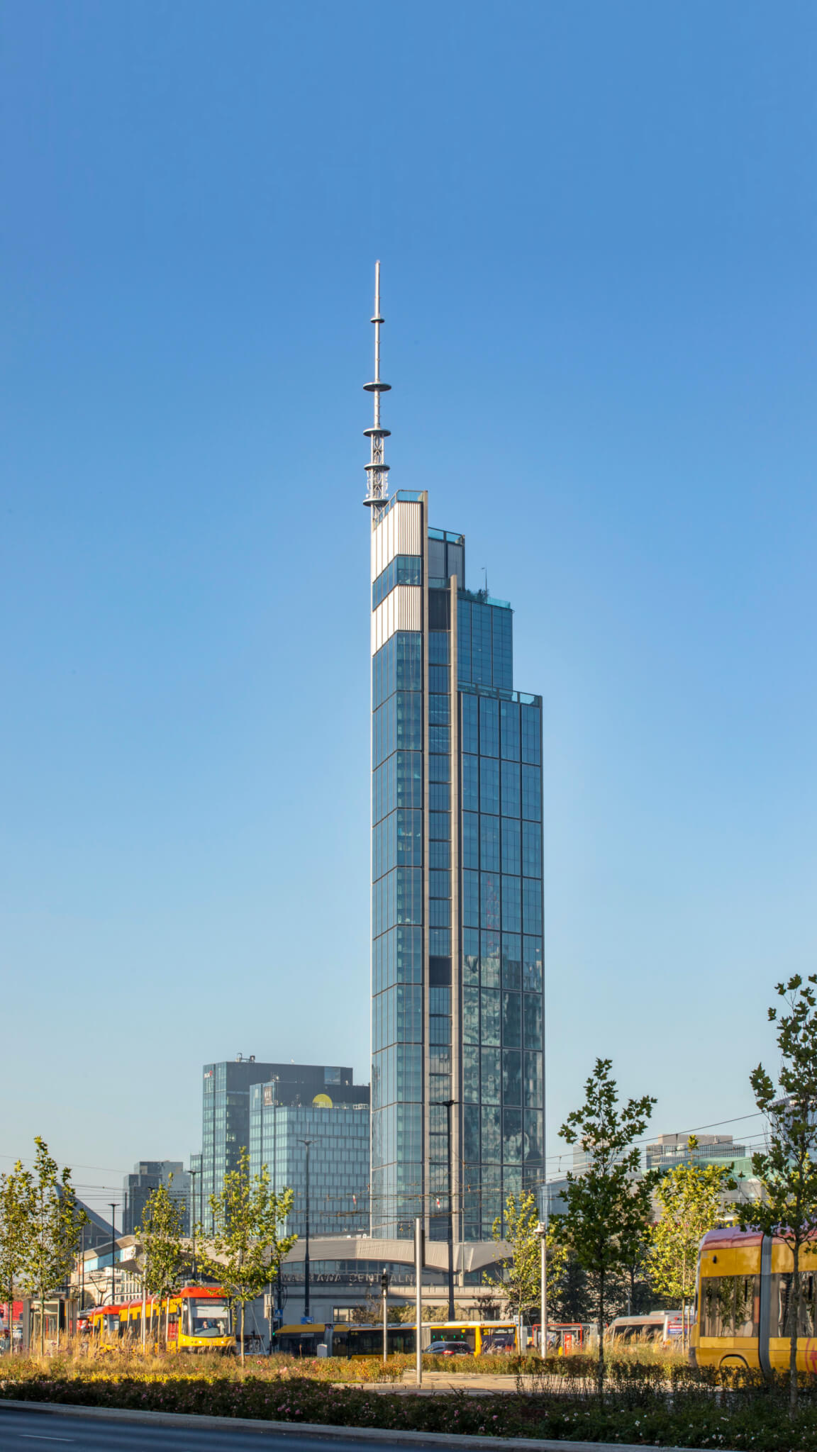 a large skyscraper above warsaw