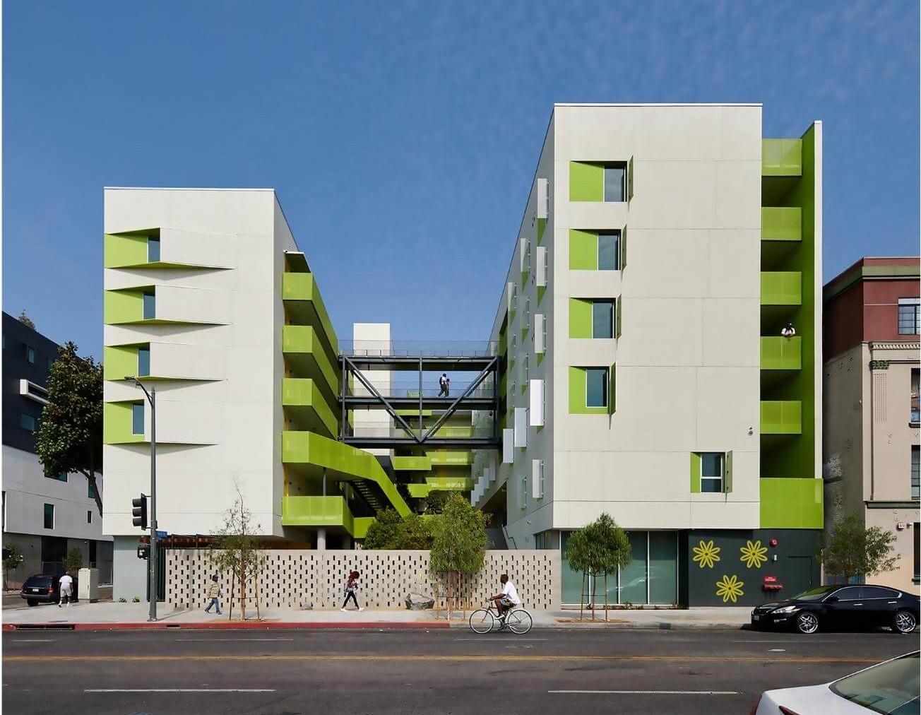 view of an afforable multifamily housing complex in la
