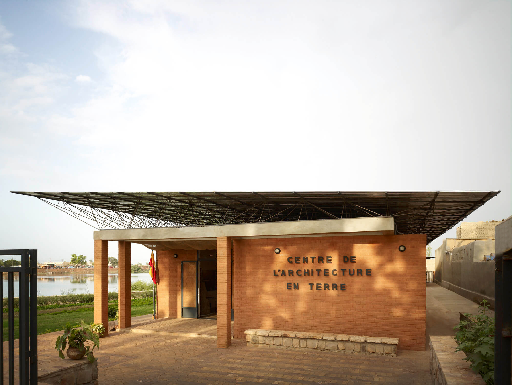 exterior of the centre for earthen architecture in mali