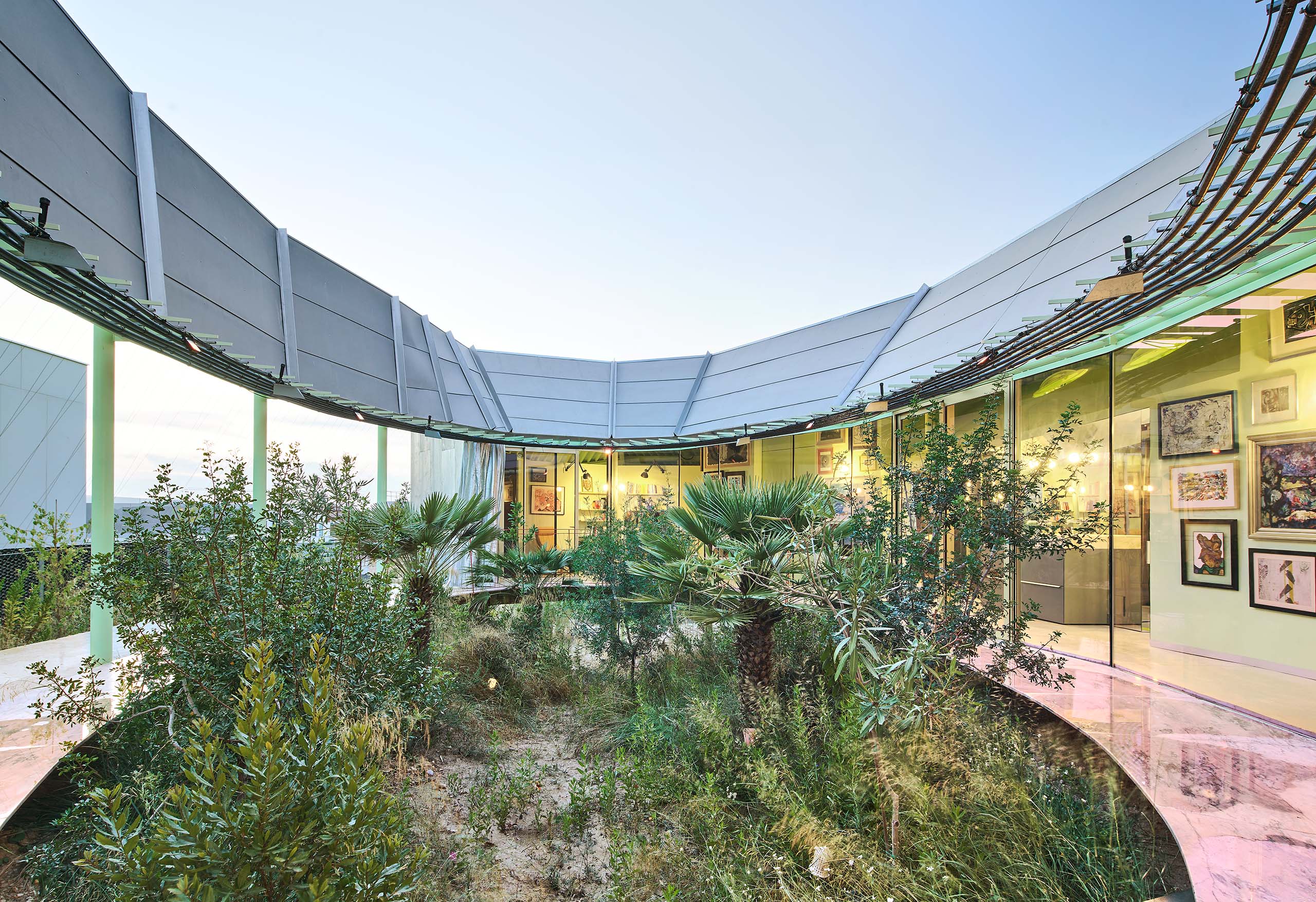 Rambla Climate-House lands on a Spanish ravine to repair its ecosystem