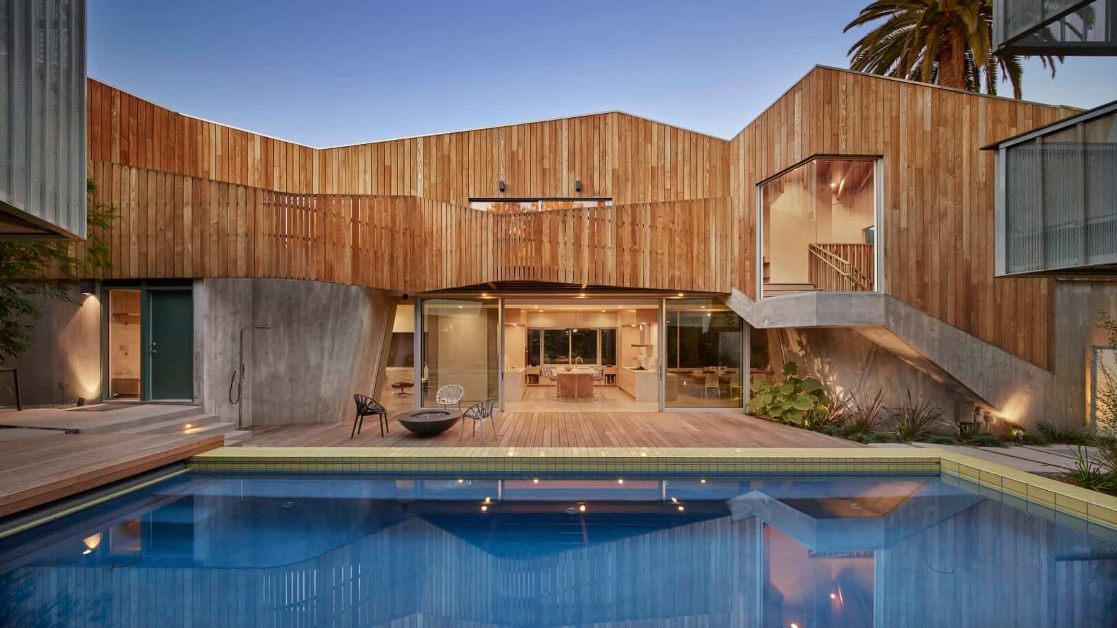 a wooden house in venice, california