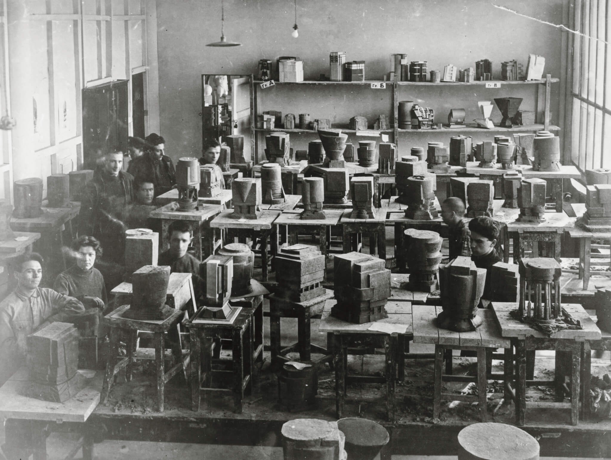 Students with their work at Vkhutemas