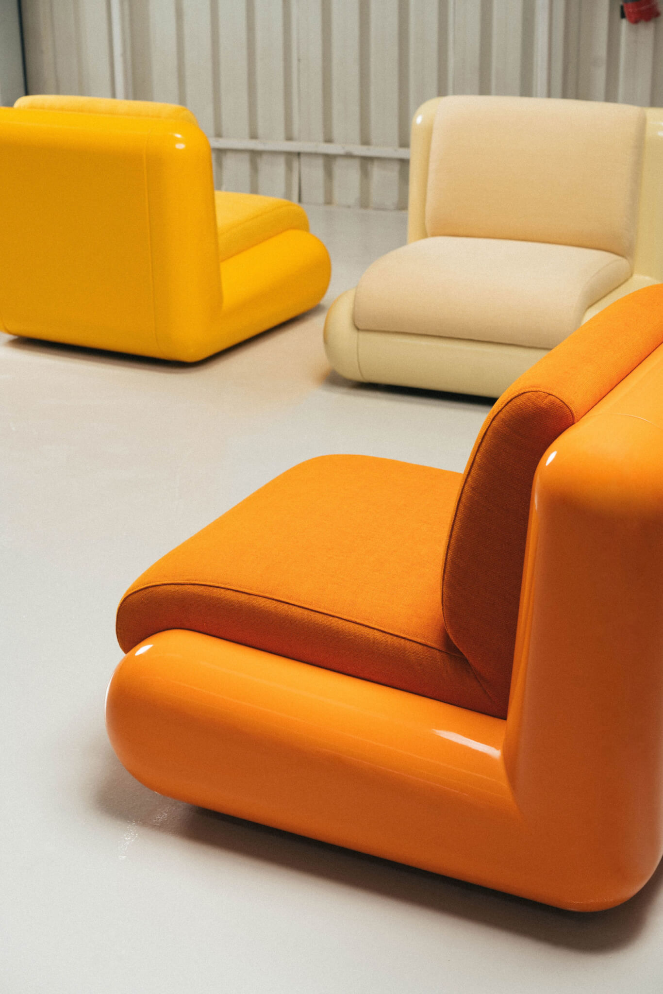 صندلی نارنجی