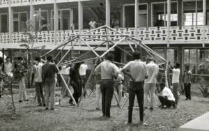 Students of Kwame Nkrumah University of Science and Technology, Faculty of Architecture, constructing a geodesic dome